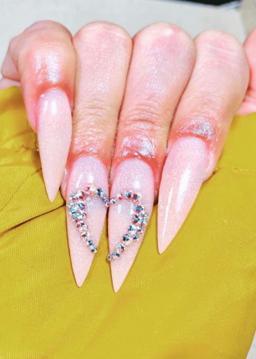 Valentine’s day is all about love so here are some amazing nail designs you will love #valentinesdaynails #valentinesdaynailsacrylic #nails #beauty #valentinesdaynailsacryliclong