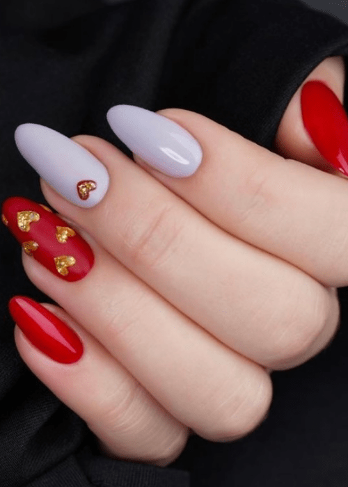 Beautiful Valentine’s day nail designs that you will want to try for yourself this year. #valentinesdaynails #valentinesdaynailsacrylic #nails #beauty #valentinesdaynailsacryliclong